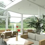 Friesenhof Hotel-restaurant-reitanlage