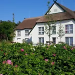 Friesenhof Hotel-restaurant-reitanlage 4*