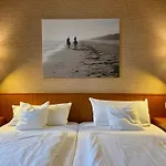Friesenhof Hotel-restaurant-reitanlage