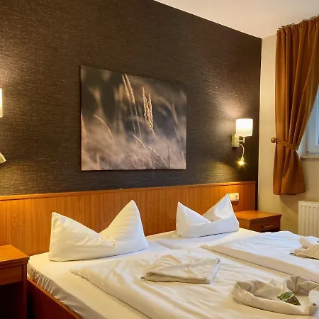 Friesenhof Hotel-restaurant-reitanlage