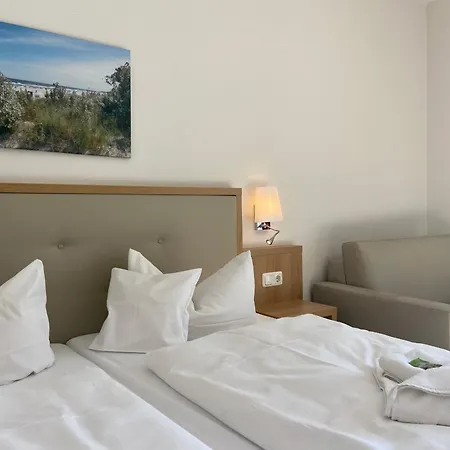 Friesenhof Hotel-restaurant-reitanlage Отель