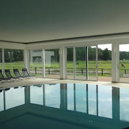 Hotel Friesenhof Hotel-restaurant-reitanlage 4*