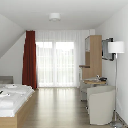 Hotel Friesenhof Hotel-restaurant-reitanlage 4*