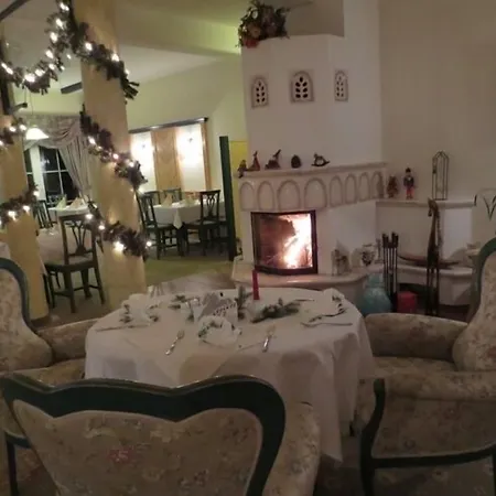 Friesenhof Hotel-restaurant-reitanlage ホテル