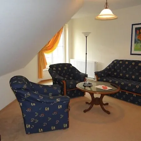 ホテル Friesenhof Hotel-restaurant-reitanlage