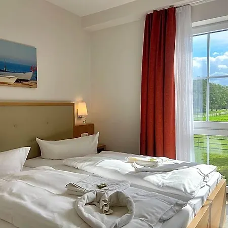 Friesenhof Hotel-restaurant-reitanlage Trassenheide