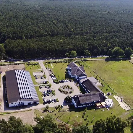 Friesenhof Hotel-restaurant-reitanlage Hotel 4*