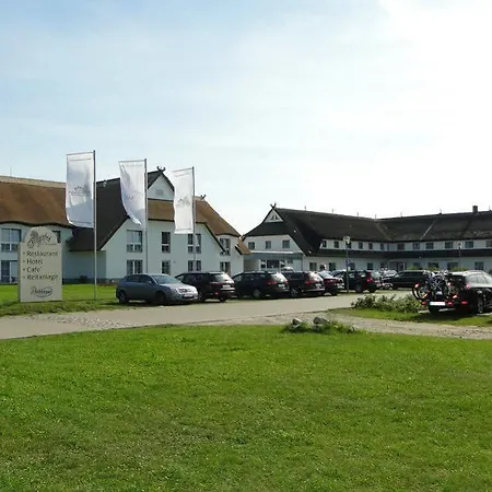 Friesenhof Hotel-restaurant-reitanlage トラッセンハイデ
